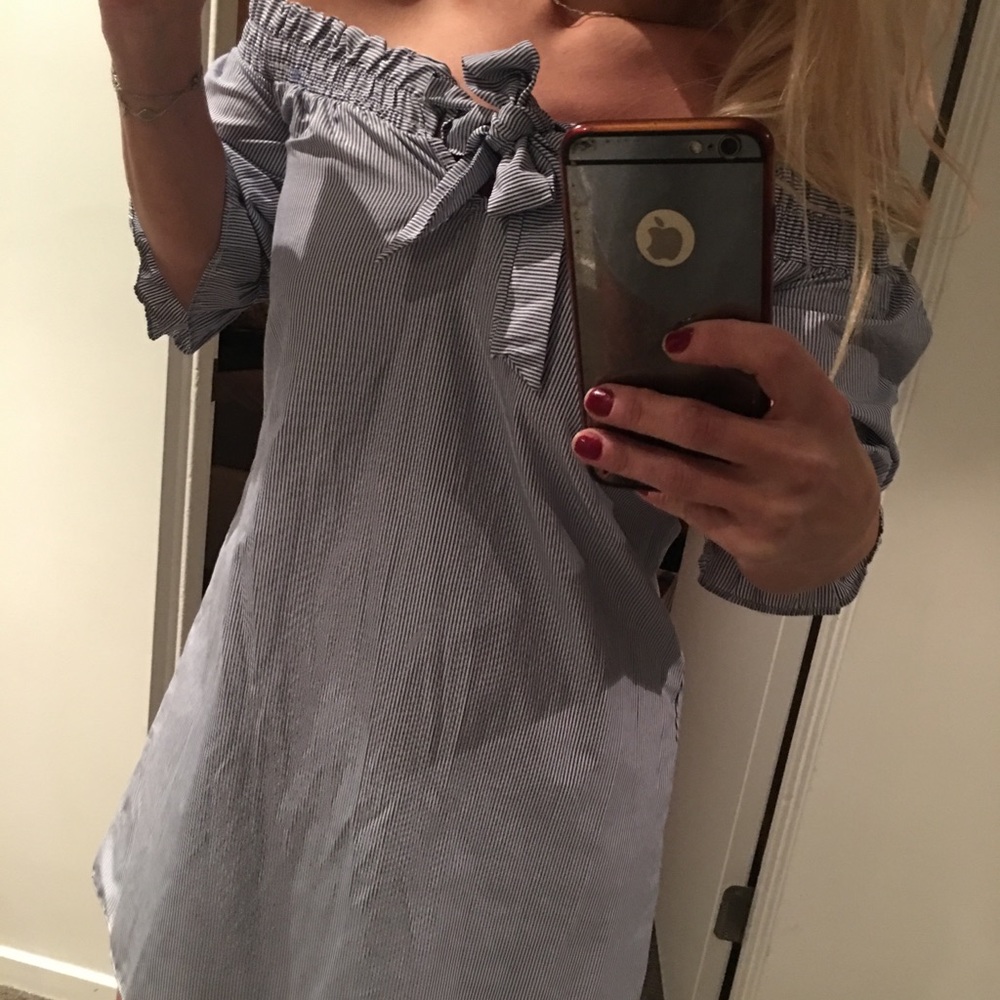 Last day!!!Blue white stripe dress